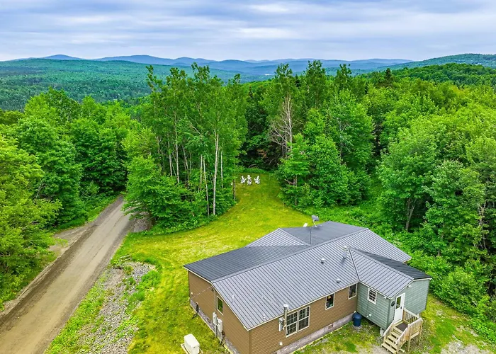 4 Mi To Lake Francis: Peaceful Pittsburg Home